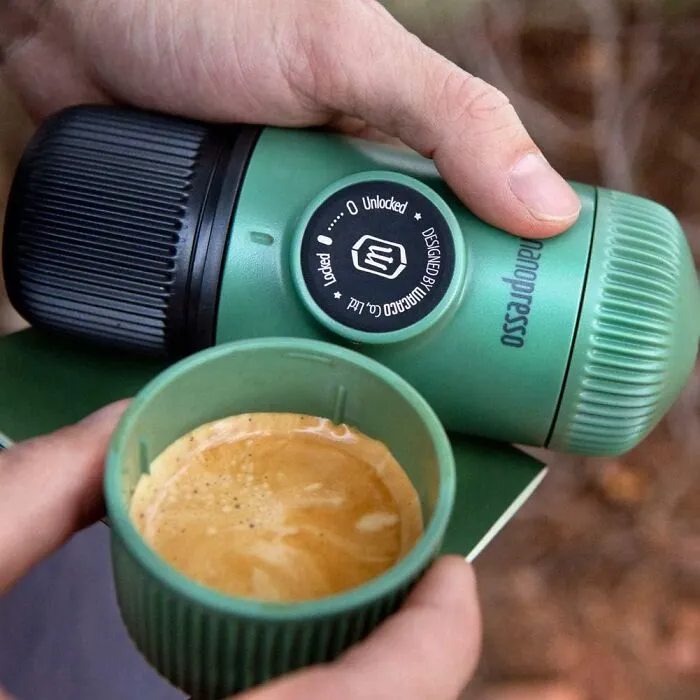 Get Your Caffeine Fix Anywhere, Anytime With This Sleek <a Style="Display:inline;" Href="Https://Www.amazon.com/Wacaco-Nanopresso-Protective-Minipresso-Office%ef%bc%88new/Dp/B07rzwcy12?ie=utf8&th=1&linkcode=ll1&tag=bplobster-20&linkid=5c8858a5f5254c4d078b53d4402db068&language=en_us&ref_=as_li_ss_tl" Target="_blank"><span Style="Font: Inherit; Color: #d74b1f;"> Portable Espresso Maker</Span> - A Compact, Easy-To-Use Solution That Brews Perfect Shots On-The-Go, So You Can Power Through Even The Busiest Of Days