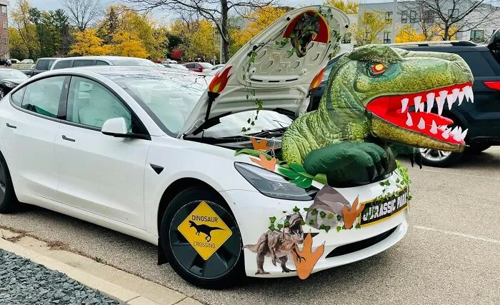 Your Trunk Just Got A Dino-Mite Upgrade With This   <a Style="Display:inline;" Href="Https://Www.amazon.com/Joiedomi-Halloween-Inflatables-Decorations-Decoration/Dp/B0d3pjkdyn?ie=utf8&th=1&linkcode=ll1&tag=bpworm-20&linkid=20a3f0725dff577917c43f8f4eabd0d9&language=en_us&ref_=as_li_ss_tl" Target="_blank"><span Style="Font: Inherit; Color: #d74b1f;"> Inflatable Trunk T-Rex </Span>