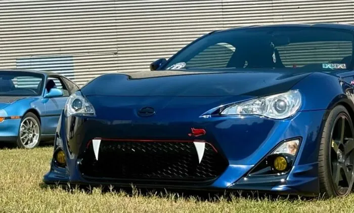 Give Your Ride A Razor-Sharp Grin With These   <a Style="Display:inline;" Href="Https://Www.amazon.com/Teyouyi-Car-Teeth-Cars-White/Dp/B0cfkzkgfn?ie=utf8&linkcode=ll1&tag=bpworm-20&linkid=5e328b8fdc043275e7dc47f048dcb771&language=en_us&ref_=as_li_ss_tl" Target="_blank"><span Style="Font: Inherit; Color: #d74b1f;"> Car Teeth </Span> That Will Make It Look Like It's Ready To Devour The Road