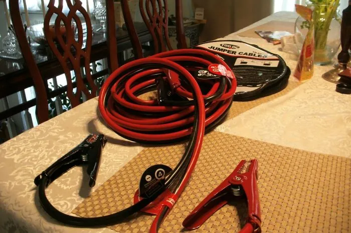 A Lifeline For Your Battery! These   <a Style="Display:inline;" Href="Https://Www.amazon.com/Topdc-Automotive-Starting-Batteries-Td-P0420/Dp/B073vhbrfc?crid=2nh6lfh6od2d3&dib=eyj2ijoimsj9.xnlymqppjajairjgequgtftkjqfrldalhjoewagq-Q6w1msympekpapa4smj9m_xyatobt9ftxbcnkdjlm6slljh_j8fh1u479cggwbqtj8o0ozixdb6iilryvbhvhixlsnynujhxw8vycgikchexrbe9b6ui0ljd9lerueppa9nt0ia0emtwrhpr1tvb0amtqvt-4da7jqskkdaeik8k3fka9fjp_v_pyajpoen2iw.blgogaosy77jysnomp44vbzgfwihc8ugwwhhzqkatnu&dib_tag=se&keywords=jumper%2bcables&qid=1728636485&sprefix=jumper%2bcables%2caps%2c243&sr=8-3&th=1&linkcode=ll1&tag=bpcrab-20&linkid=2b898f2551f007f376c0b236c961cb39&language=en_us&ref_=as_li_ss_tl" Target="_blank"><span Style="Font: Inherit; Color: #d74b1f;"> 20 Foot Jumper Cables </Span> Provide A Lengthy Rescue Reach, Getting You Back On The Road In No Time