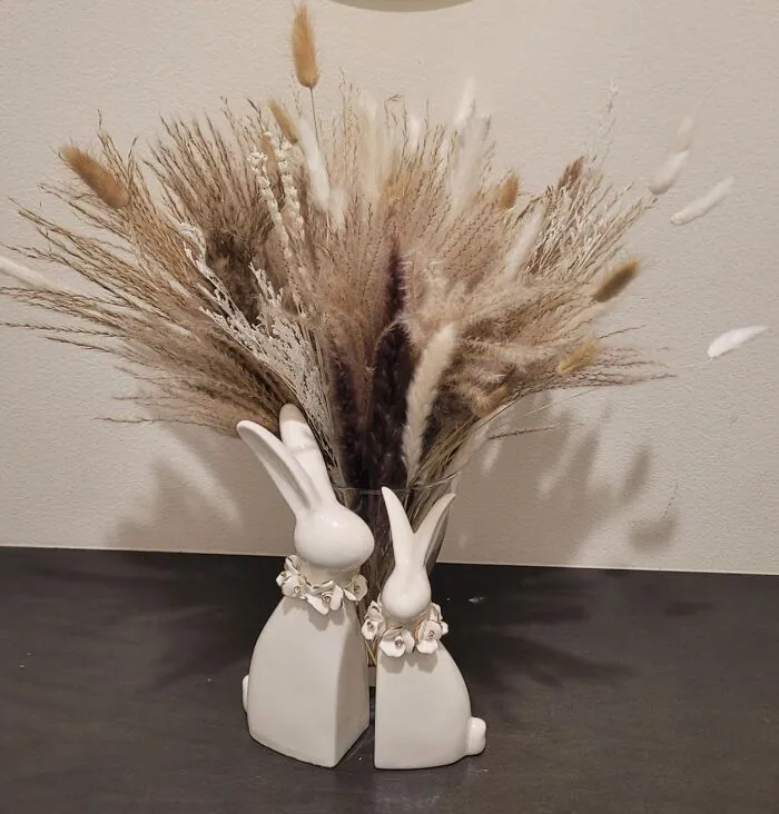  This   <a Style="Display:inline;" Href="Https://Www.amazon.com/Natural-Bouquet-Wedding-Flowers-Farmhouse/Dp/B0bnxd7vnf?crid=2m7wjt7kizv7p&dib=eyj2ijoimsj9.k_vg2i7rubd8c9b9sz1wv1oas-Hl2ovlkt9y7v-2k8t-Etvcocjtczmimc_tju2jil6p0jrv4guazkp9fs_gaqutj0kf4l_g9o8n_out-Jkynjvft3o7astvcuufceg_k8yvkqbfvf3xmz-Zvtjlciezrzlaxah-Oawttobuxgacrje1j2chu4nridfh9lqhmxeajsgrdd8zvx4uf-Clioirm4oifigwifydbcxuadfbmovgnlbmkfjioa5ybimsg3lyoh0unzu4h32m1jd0lfcu0vnuiucpv189v8bdqh0.z-Kgqk2eczfwc7-Xmj9rb0ln60cc8nfh0kcjp6svpgs&dib_tag=se&keywords=sustainable%2bhome%2bdecor&qid=1728284993&sprefix=sustainable%2bhome%2bdeco%2caps%2c218&sr=8-57&th=1&linkcode=ll1&tag=bpwolf-20&linkid=d7f5f56986eaffcfeace0e60e21f1e2e&language=en_us&ref_=as_li_ss_tl" Target="_blank"><span Style="Font:inherit;color:#d74b1f;"> Pampas Grass Bouquet</Span> Screams Eco-Chic In All The Best Ways Possible