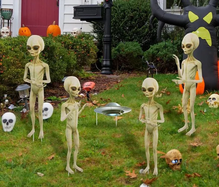 Welcome Extraterrestrial Visitors (Or Deter Trick-Or-Treaters!) With The   <a Style="Display:inline;" Href="Https://Www.amazon.com/Gerrii-Halloween-Decorations-Outdoor-Decoration/Dp/B0d671ctxn?ie=utf8&th=1&linkcode=ll1&tag=bpcorgi-20&linkid=24341f801b6711a00263970865968a38&language=en_us&ref_=as_li_ss_tl" Target="_blank"><span Style="Font: Inherit; Color: #d74b1f;"> 20inch Alien Yard Signs </Span>, A Fun And Quirky Decoration That Adds A Playful Touch To Your Halloween Decor - And Warns The Neighbors That Aliens Are Indeed Among Us!