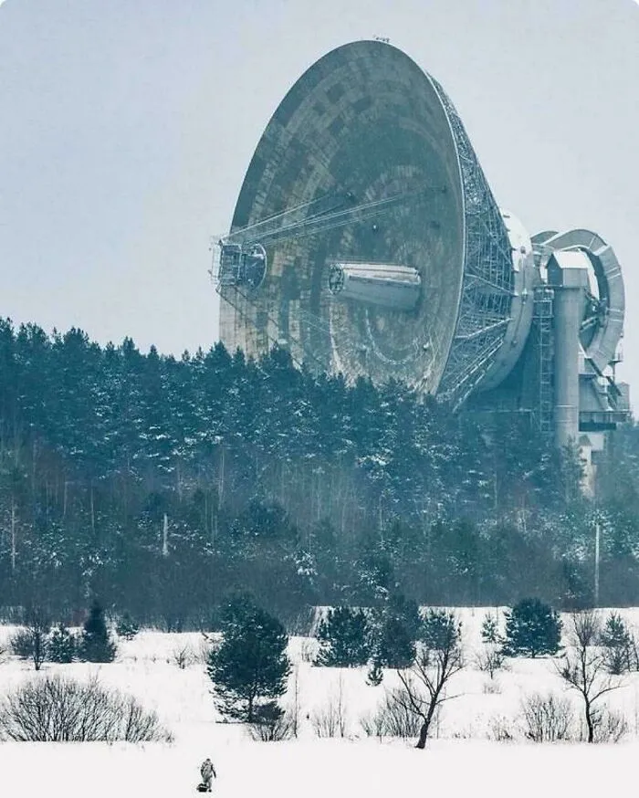 Giant Soviet Abandoned Antenna