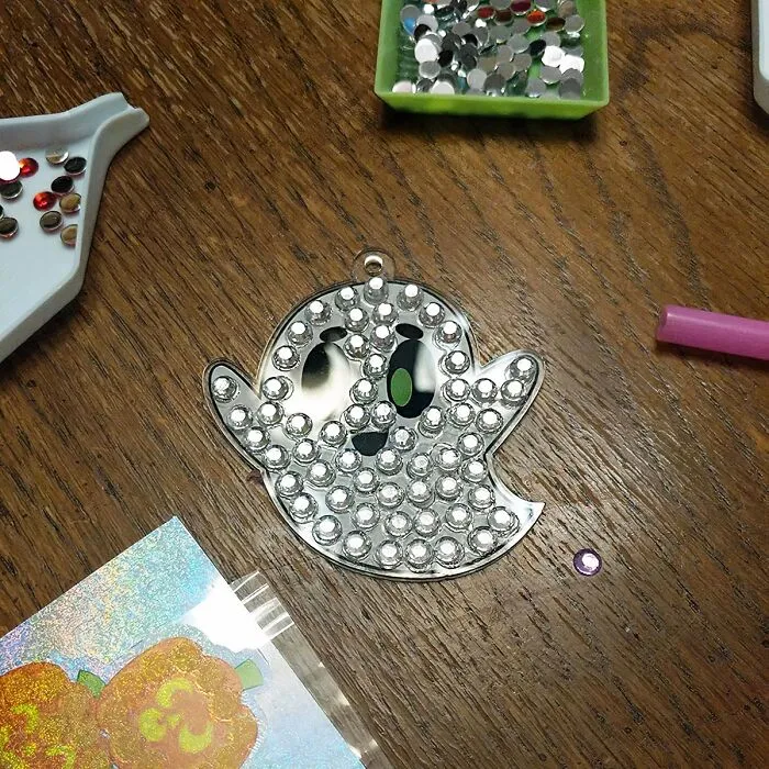 Sparkle And Shine With This   <a Style="Display:inline;" Href="Https://Www.amazon.com/Klever-Kits-Halloween-Painting-Suncatchers/Dp/B098nl7nnk?crid=6ud7tiqvvimy&dib=eyj2ijoimsj9.l1ycsoc0jykok_6iuchlnfeb9j3jarx7moz9g21841etyudfad7zdkyb7_rqcbshucn84burxhlqivtz2riq7pviquuxrxfuklmhvjow5p4.dgq6hhwcqtnmwwnuuf8swtb0wttwggo_7eugvatbirk&dib_tag=se&keywords=halloween+dyi&qid=1728895032&sprefix=halloween+dyi%2caps%2c203&sr=8-101&linkcode=ll1&tag=bpbeaver-20&linkid=9774b26278a0c5df4d695a82b394aa39&language=en_us&ref_=as_li_ss_tl" Target="_blank"><span Style="Font: Inherit; Color: #d74b1f;"> Halloween Gem Art Kit</Span>, Where Colorful Gems And Spooky Designs Come Together In A Dazzling Display Of Halloween Magic
