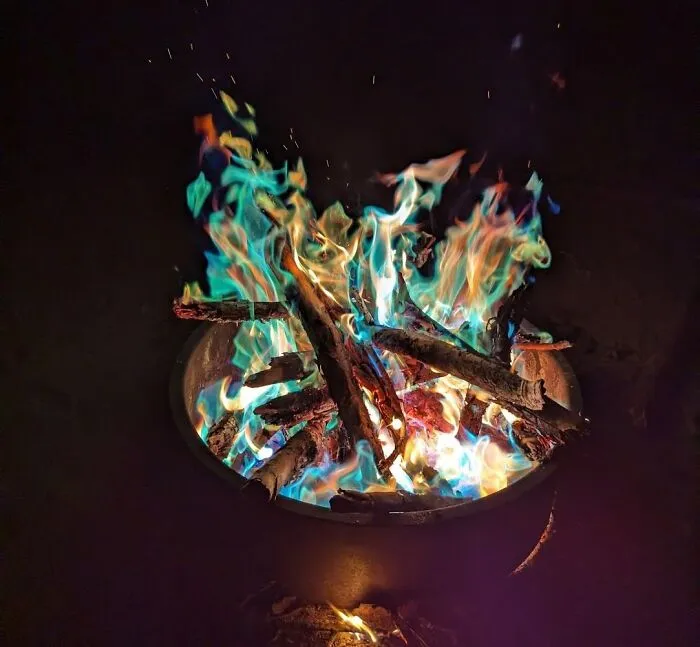   <a Style="Display:inline;" Href="Https://Www.amazon.com/Magical-Flames-12-Pack-Creates-Vibrant/Dp/B019hviagi?crid=jlitlj26b341&dib=eyj2ijoimsj9.hjdqjszpw7sgywcir4zezekc_7s3z7ex9bu2sstqnxgbilx83vh_a0vcksropue0x1l99mgmrpxn-Vxp3fwbqaedwh-4ulzp6h_kopywbs23v8jnta_uyithadsfqhgd2lk9bjy8gxeertuhxqucsgr43spaptzktn38njhttzjjd97hyove3gm27zqy0lrfu7qklejbdqhfgxcql7llmjq8b68wiqcfzp9xy4sy8j7zaa_lknyrv0kmizd6b0rftslwglohptqbl_riopxbvdcnqmvz_8ncwm4usqpvcp0.qjsljrro6vh038i4ab1omt6e8dgbzndfx9bld-Vwlkq&dib_tag=se&keywords=colorful%2bfire&qid=1728561648&sprefix=colorful%2bfi%2caps%2c246&sr=8-1-Spons&sp_csd=d2lkz2v0tmftzt1zcf9hdgy&smid=a1ln0okzwmi43u&th=1&linkcode=ll1&tag=bpcamel-20&linkid=2c481739cc99ed10f6164c69797db1cd&language=en_us&ref_=as_li_ss_tl" Target="_blank"><span Style="Font: Inherit; Color: #d74b1f;"> Flame Color Changing Packets </Span> Will Set Your Fire Pit Game Ablaze With A Kaleidoscope Of Colors