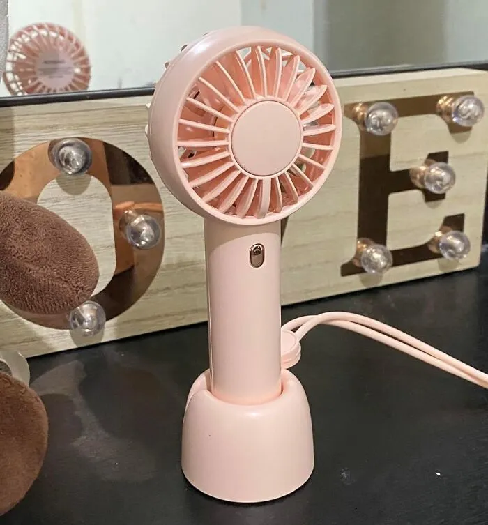 Beat The Heat With This <a Style="Display:inline;" Href="Https://Www.amazon.com/Gaiatop-Portable-Powerful-Lightweight-Rechargeable/Dp/B09mhfpw6h?ie=utf8&linkcode=ll1&tag=bpsnail-20&linkid=d2a60521656fe9a82f708dd9f8403718&language=en_us&ref_=as_li_ss_tl" Target="_blank"><span Style="Font: Inherit; Color: #d74b1f;"> Gaiatop Mini Portable Fan </Span> That's Small Enough To Fit In Your Pocket, But Packs A Big Cooling Punch