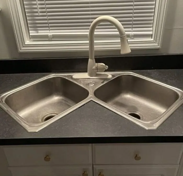 50 Cringeworthy Design Fails That Are So Bad, They're Funny