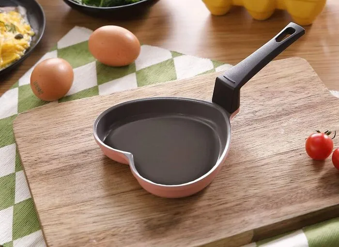 Cook Up Some Love With The Adorable   <a Style="Display:inline;" Href="Https://Www.amazon.com/Neoflam-Resistant-Breakfast-Scrambled-51101/Dp/B01a04i6zg?ie=utf8&th=1&linkcode=ll1&tag=bpkoala-20&linkid=06502d1163170ad6c151aad2104a8392&language=en_us&ref_=as_li_ss_tl" Target="_blank"><span Style="Font: Inherit; Color: #d74b1f;"> Ceramic Heart Shaped Frying Pan </Span> - A Kitchen Essential That's Sure To Warm Hearts And Fill Bellies!