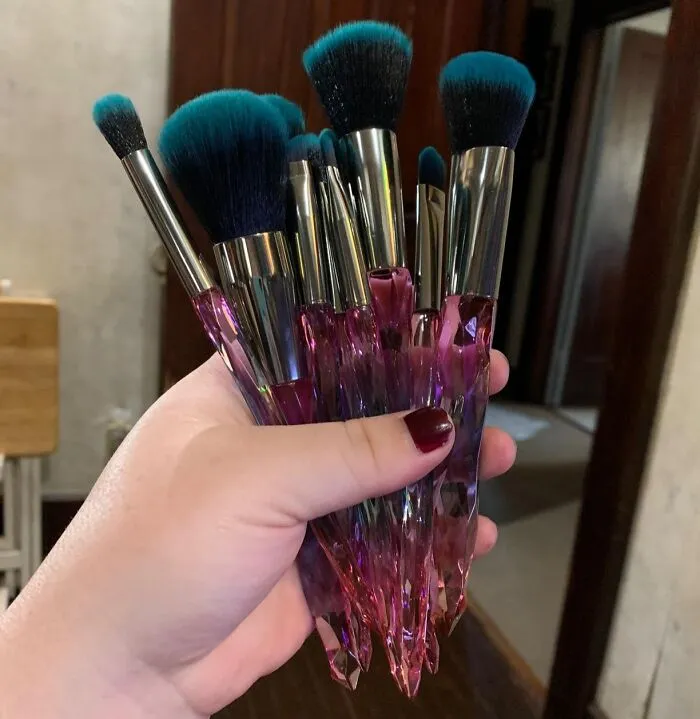 Add A Touch Of Luxury To Your Beauty Routine With The Dazzling   <a Style="Display:inline;" Href="Https://Www.amazon.com/Makeup-Brushes-Set-Crystal-Handle/Dp/B07v8gycfq?ie=utf8&linkcode=ll1&tag=bpkoala-20&linkid=7fe0d2f0dcb40c4273cc76baa030dcb6&language=en_us&ref_=as_li_ss_tl" Target="_blank"><span Style="Font: Inherit; Color: #d74b1f;"> Makeup Brushes Set Crystal Handle </Span> - A Sparkling Collection That's As Beautiful As It Is Functional!