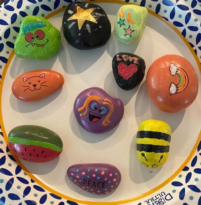 This   <a Style="Display:inline;" Href="Https://Www.amazon.com/Creativity-Kids-Hide-Seek-Painting/Dp/B071fk9tfc?ie=utf8&th=1&linkcode=ll1&tag=bpstarfish-20&linkid=7890dad478b339f5a25e5cbb1d6c291a&language=en_us&ref_=as_li_ss_tl" Target="_blank"><span Style="Font: Inherit; Color: #d74b1f;"> Rock Painting Kit </Span> Brings Out The Artist In Every Kid With Vibrant Paints And Smooth Rocks To Decorate