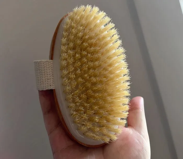 "Dry brushing! I don’t know if I believe the beauty results they claim (cellulite etc). But all I know is that I feel fantastic from it. So energized and light. Doing a good dry brush, and then a cold rinse makes me feel refreshed from the inside out" - <span Style="Font:inherit;color:#808080"> Stellazul11</Span>