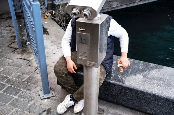 40 New Entertaining Street Photographs By Serkan Tekin Prove That Timing Is Everything