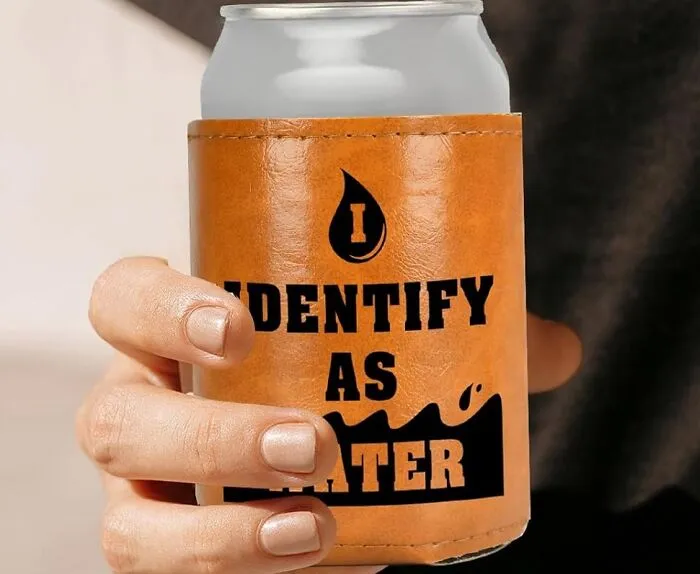 Keep Drinks Cold And Hands Warm With The Rugged <a Style="Display:inline;" Href="Https://Www.amazon.com/Christmas-Birthday-Elephant-Stocking-Stuffers/Dp/B0d75wkgnz?ie=utf8&th=1&linkcode=ll1&tag=bpapple-20&linkid=e67334ca0cca0269acc9140f5ed62de7&language=en_us&ref_=as_li_ss_tl" Target="_blank"><span Style="Font: Inherit; Color: #d74b1f;"> Leather Coozie</Span>, A Stylish And Functional Gift Under $10!