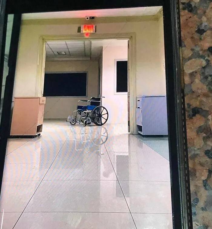 Soy estudiante de enfermería y una de nuestras instructoras clínicas nos envió esto durante su turno de noche en el hospital.