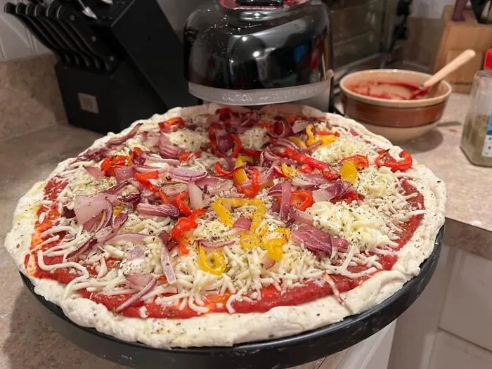 Elevate Your Holiday Leftovers To A Whole New Level With The Amazing <a Style="Display:inline;" Href="Https://Www.amazon.com/Presto-03430-Pizzazz-Plus-Rotating/Dp/B00005ibxj?ie=utf8&th=1&linkcode=ll1&tag=bpgrape-20&linkid=9e51d013918bebc68562f8d92b2e377a&language=en_us&ref_=as_li_ss_tl" Target="_blank"><span Style="Font: Inherit; Color: #d74b1f;"> Rotating Pizza Oven</Span>, A Game-Changing Kitchen Appliance That Lets You Craft The Perfect Post-Holiday Pizza