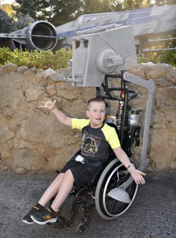 I Turned My Son’s Wheelchair Into An AT-ST Walker For Our Trip To Disney. It Is Going To Be Absolutely His Halloween Costume