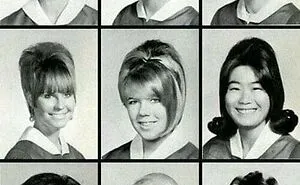 50 Women's Hairstyles From The 1960s That Range From Hilarious To Amazing