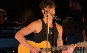 "Such An Intrusion": Shawn Mendes Reveals "The Real Truth" About His Orientation During Concert