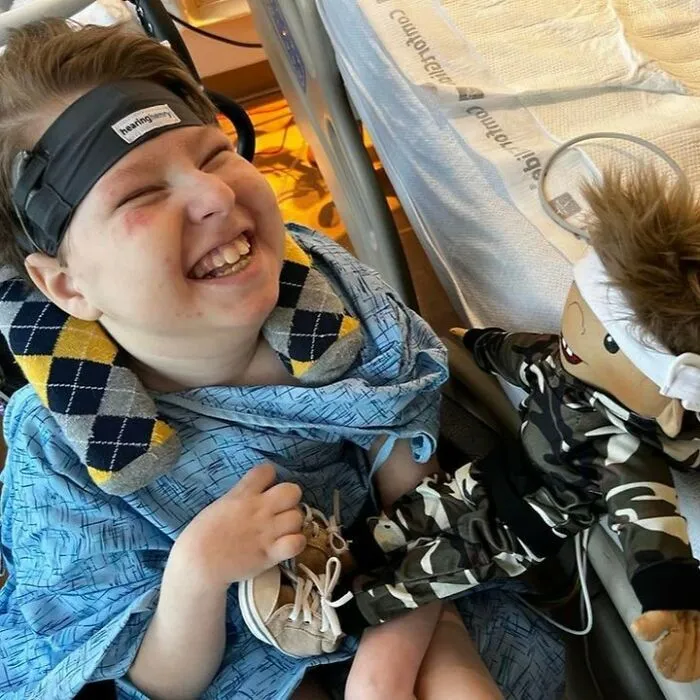 Woman Creates Dolls That Fit Each Child’s Needs While Representing Their Rare Health Conditions (26 New Pics)