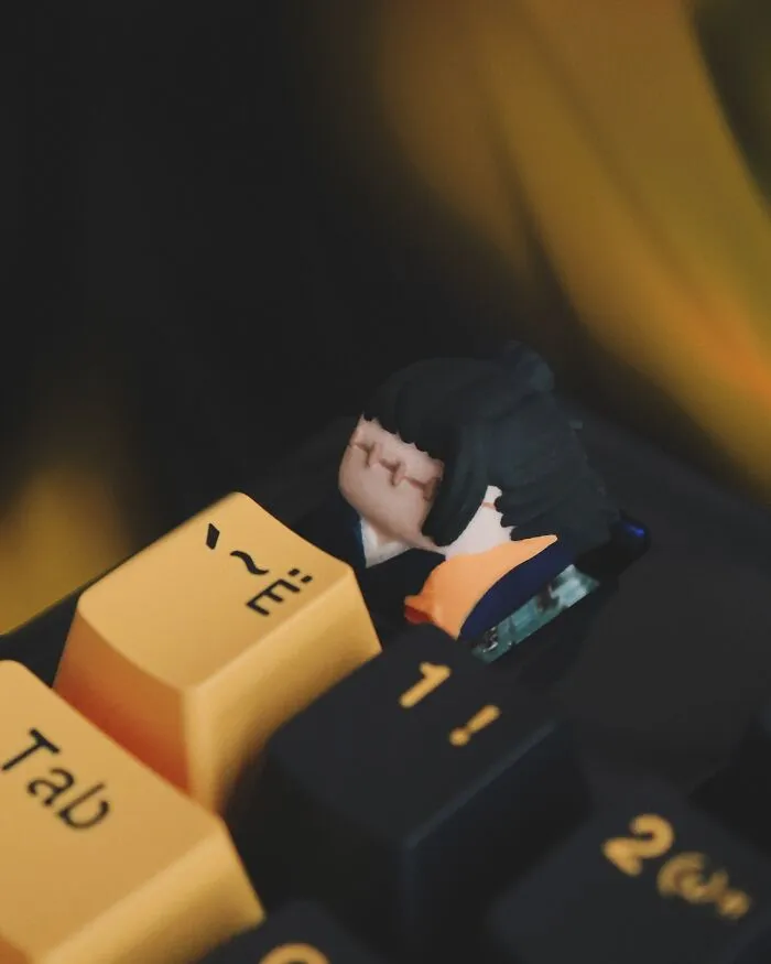 This Artist Creates Amazing Detailed Keyboard Keycaps, Here Are 21 Of Her Best Ones