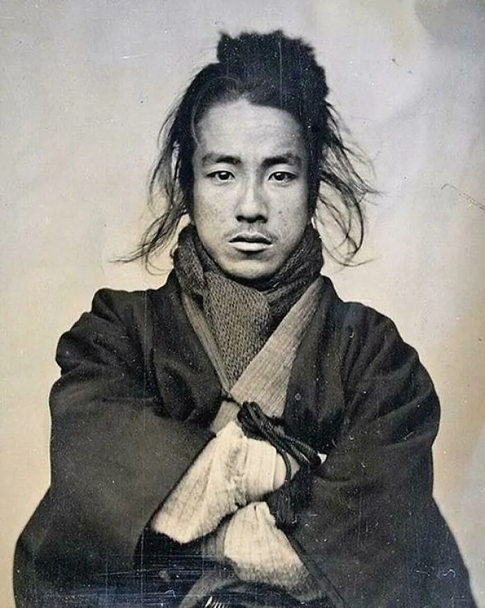 This Instagram Account Shares Historical Pics In Their Original Form, And These 40 Are Just Wow