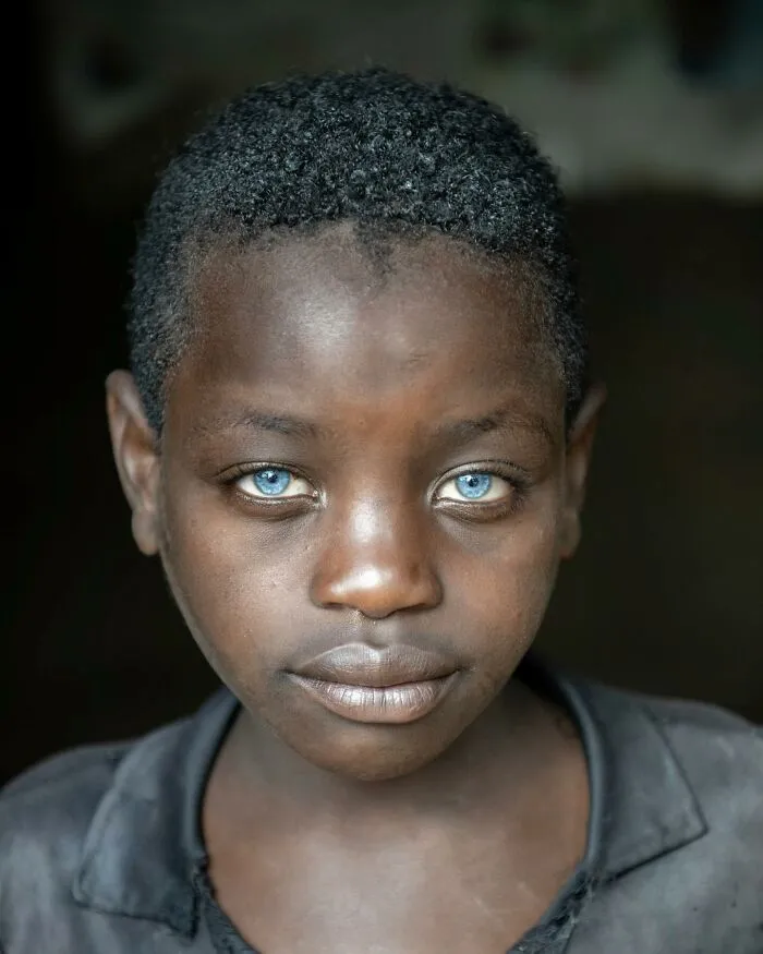 This Photographer Captures The Beauty Of Cultures Around The World (25 Pics)