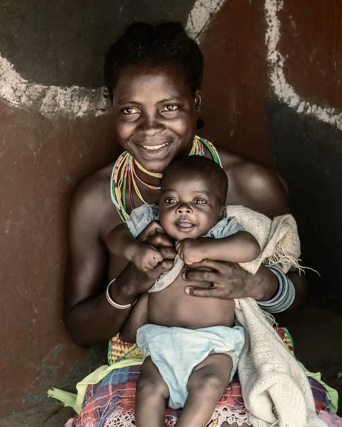This Photographer Captures The Beauty Of Cultures Around The World (25 Pics)