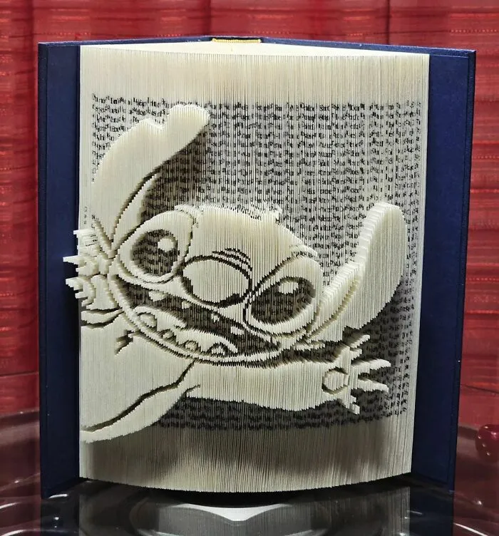 This Artist Upcycles Old Books Into Stunning Sculptures (45 Pics)