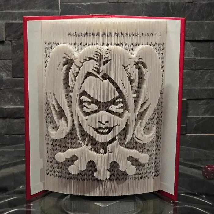 This Artist Upcycles Old Books Into Stunning Sculptures (45 Pics)