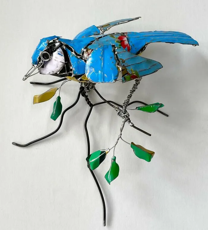 This Artist Repurposes Scrap Metal, Discarded Objects, And Textile Into Animal Sculptures (20 New Pics)