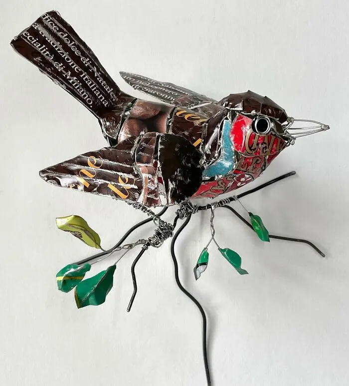 This Artist Repurposes Scrap Metal, Discarded Objects, And Textile Into Animal Sculptures (20 New Pics)