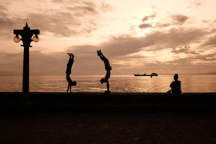 Preserving Life’s Fleeting Moments: 30 Photographs By Hersley-Ven Casero