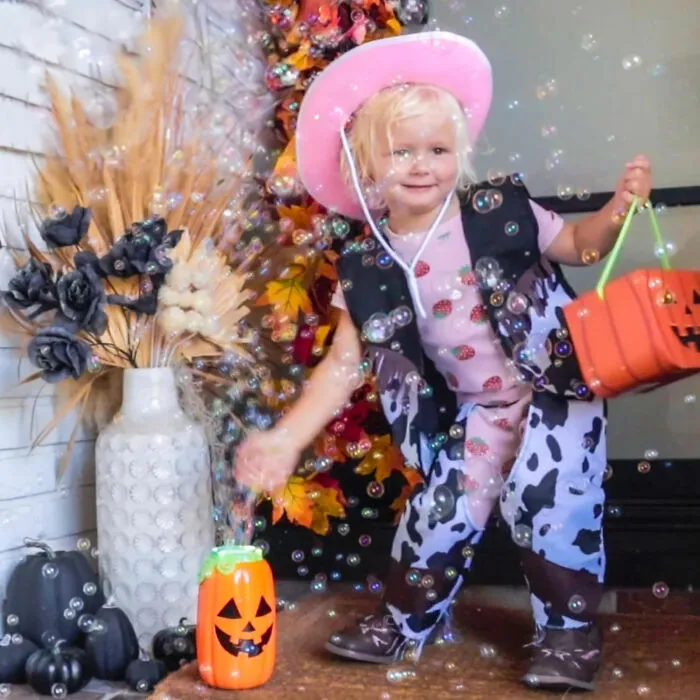 Create A Spellbinding Spectacle With The   <a Style="Display:inline;" Href="Https://Www.amazon.com/Move2play-Halloween-Machine-Decoration-Toddlers/Dp/B0dbwgt8gp?crid=3d81e4zylbgi2&dib=eyj2ijoimsj9.acozndacs1pni53oxxn_mi4hvxumgxav5f3fi-Srftmldzu4n84n2ioq971w1jcqj0qvezux9keqljhiabq3dukphoze7vsh0f2pxtsh9ur2epkubs26gvsbaez1-Mpwm1vj-Xmjf68imjtuxdycuvio6kqzs-Dy342c8mzhp6tkxcujcbtuihr197enb5zlfnkr-2ixtucbj9jj49ijlnkmws8dfw-Plnxcdowu7t4.jvbr7tnzfpe4uwvu_q-Ui8efll6khaq8070zf2whjuy&dib_tag=se&keywords=halloween&qid=1728544265&sprefix=halloween%2b%2caps%2c238&sr=8-18&th=1&linkcode=ll1&tag=bpeagle-20&linkid=507971d17a5d46faf59c511f28c81748&language=en_us&ref_=as_li_ss_tl" Target="_blank"><span Style="Font: Inherit; Color: #d74b1f;"> Halloween Bubble Machine</Span>, A Jack-O'-Lantern-Shaped Wonder That Conjures Up A Swirling Storm Of Bubbles, Accompanied By Spooky Sound Effects That Will Leave Trick-Or-Treaters And Party Guests In Awe!