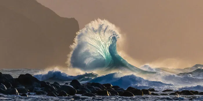 "The Wave" By Elliot Mcgucken, USA