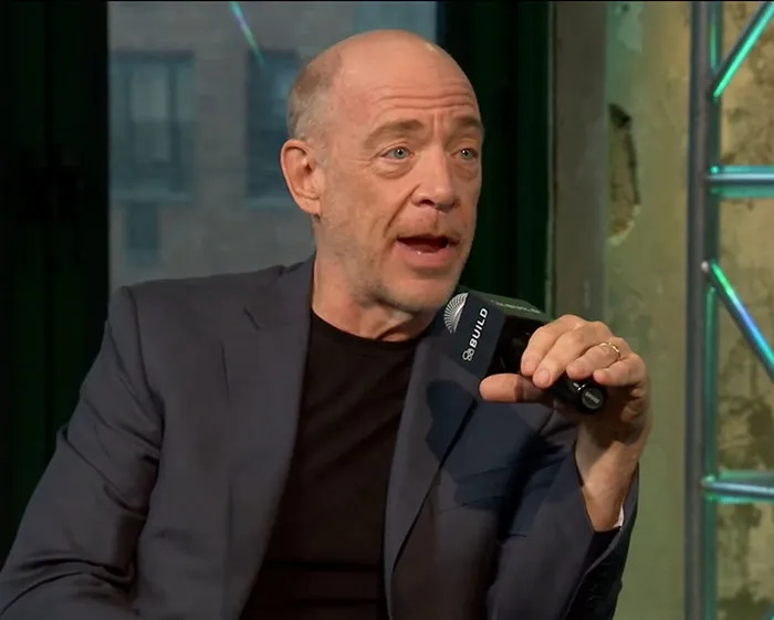 People Call Out 30 Celebrities They Claim Act Completely Different Behind The Scenes