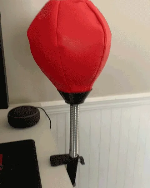 Your Desk Is About To Become The Most Therapeutic Spot In The Office. This   <a Style="Display:inline;" Href="Https://Www.amazon.com/Glacial-Desktop-Punching-Desk-Clamp/Dp/B07d4pssyz?ie=utf8&th=1&linkcode=ll1&tag=bpsquirrel-20&linkid=1058f086c86e57406c9abe654e740dce&language=en_us&ref_=as_li_ss_tl" Target="_blank"><span Style="Font: Inherit; Color: #d74b1f;"> Stress Relief Punching Bag</Span> Will Have You Feeling Zen In No Time