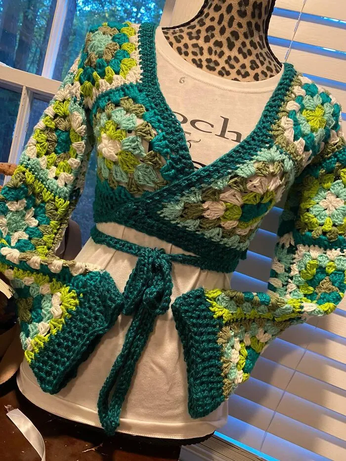 “A Dope Space For Crocheters”: 30 People Share Their Best Crochet Art