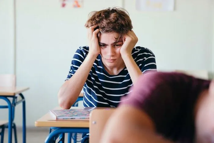 50 Things The “Weird” Kid At School Did That Still Haunt People Years Later