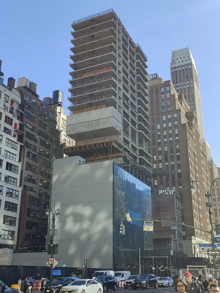 “That’s It, I’m Architecture Shaming”: 30 Buildings That Look So Bad, People Just Had To Shame Them