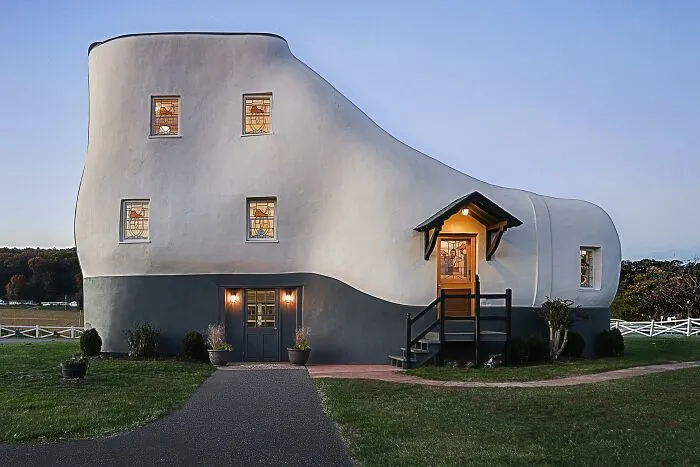 “That’s It, I’m Architecture Shaming”: 30 Buildings That Look So Bad, People Just Had To Shame Them