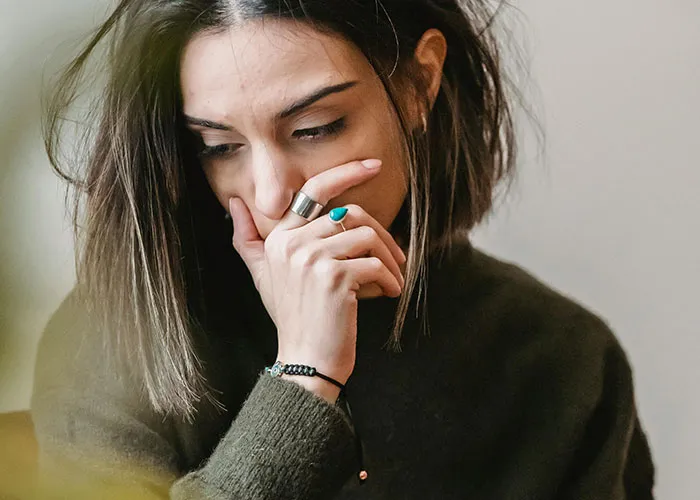 “He Did His Best To Look Single”: 30 People Who Got Cheated On Share What Gave It Away