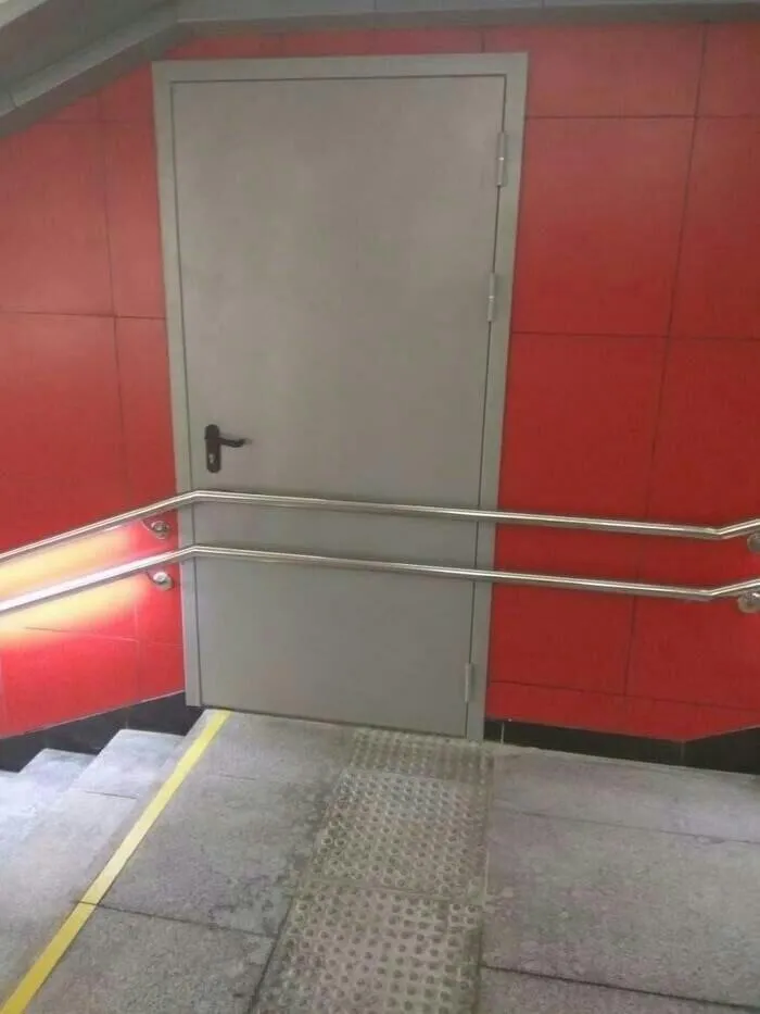 “That’s It, I’m Architecture Shaming”: 30 Buildings That Look So Bad, People Just Had To Shame Them