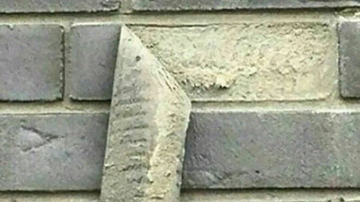 50 Cringeworthy Design Fails That Are So Bad, They're Funny