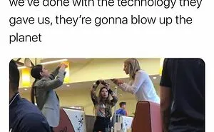 People Shame Influencers Doing Dumb Things For A Pic And Here Are 35 Of Their Posts (Best Of All Time)