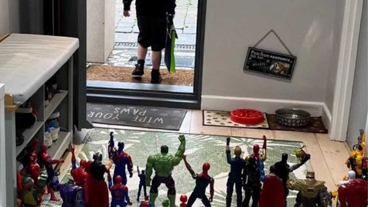 Superhero Fan Kid Embarks On His First Day Of School With The Most Wholesome Sendoff From Parents