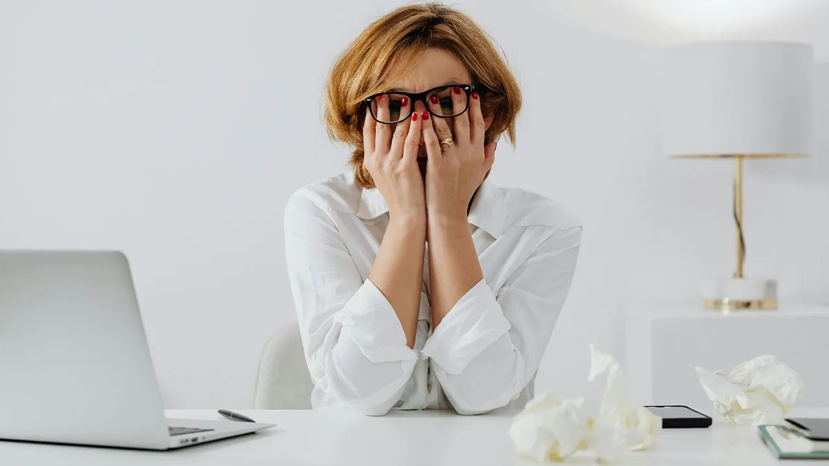 WFH Worker Wants To Relocate To Grieve Loss With Family, Gets A “Cold Reminder” Instead