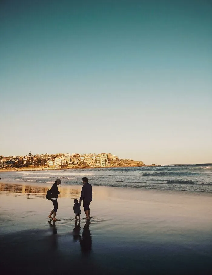 “I Am At Peace”: 30 Childfree People In Their 40s And 50s Share How It Really Feels