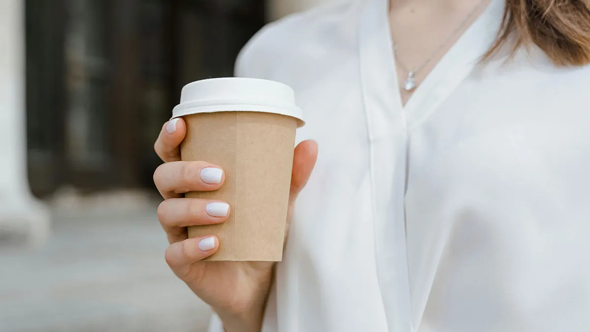 “For Real?”: Woman Buys Coffee, Thinks Pregnant Cashier’s Reaction To It Is Overdramatic