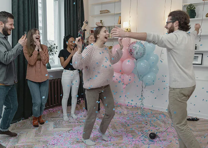 “What’s Something People Romanticize But It’s Actually Horrible?”: 50 People Don’t Hold Back