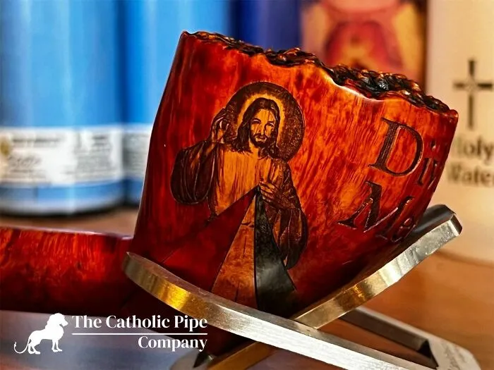 This Nebraskan Artist Crafts Incredible Pipes Featuring Saints, Angels, And Sacred Symbols (29 Pics)